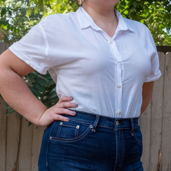 Light weight button-up blouse. - Picture 2 of 3